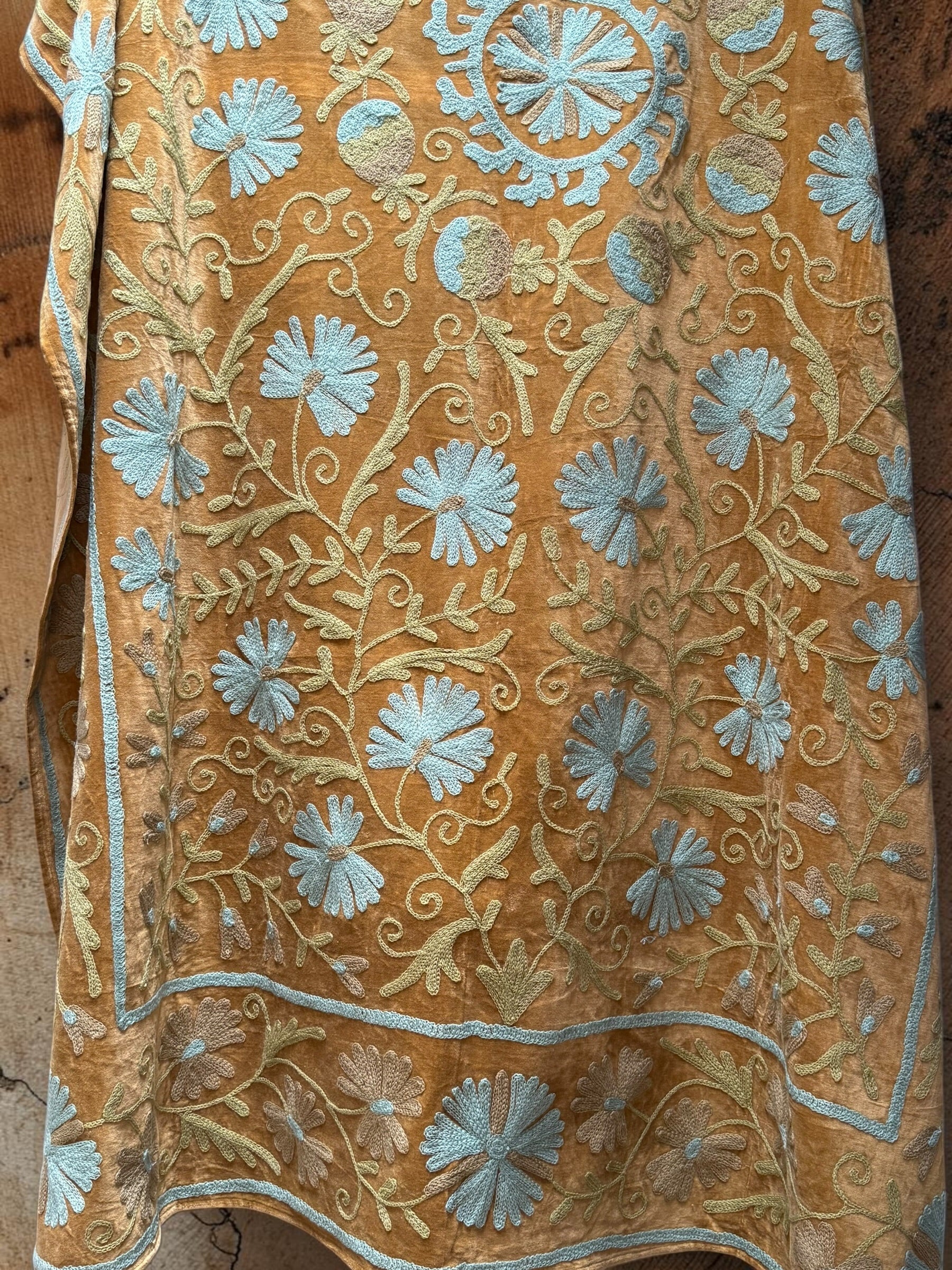 Suzani Velvet Throw - Gold Multi