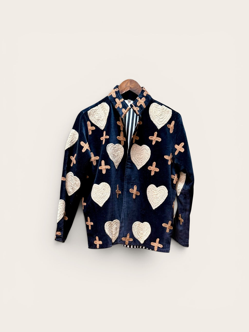 Suzani Velvet Dark Navy Jacket: White Heart
